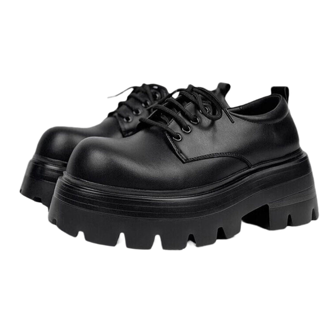 Thick-soled big-toed leather shoes