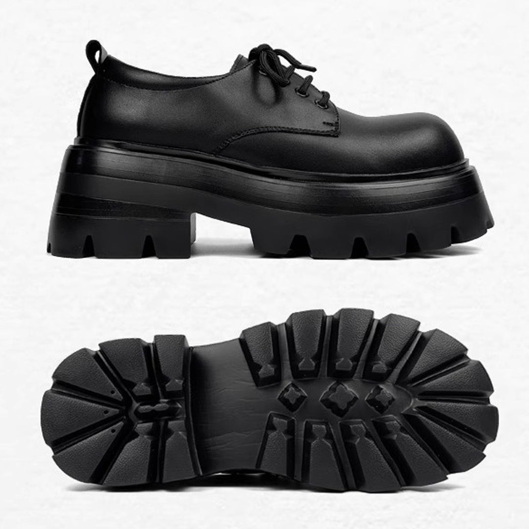 Thick-soled big-toed leather shoes