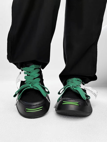 Thick-soled sneakers with raw edges