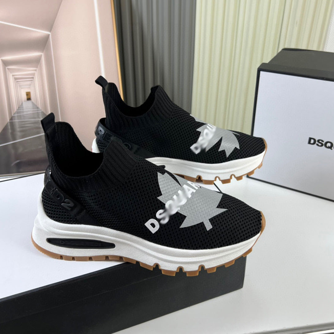 Flache Schuhe mit großem Kopf 