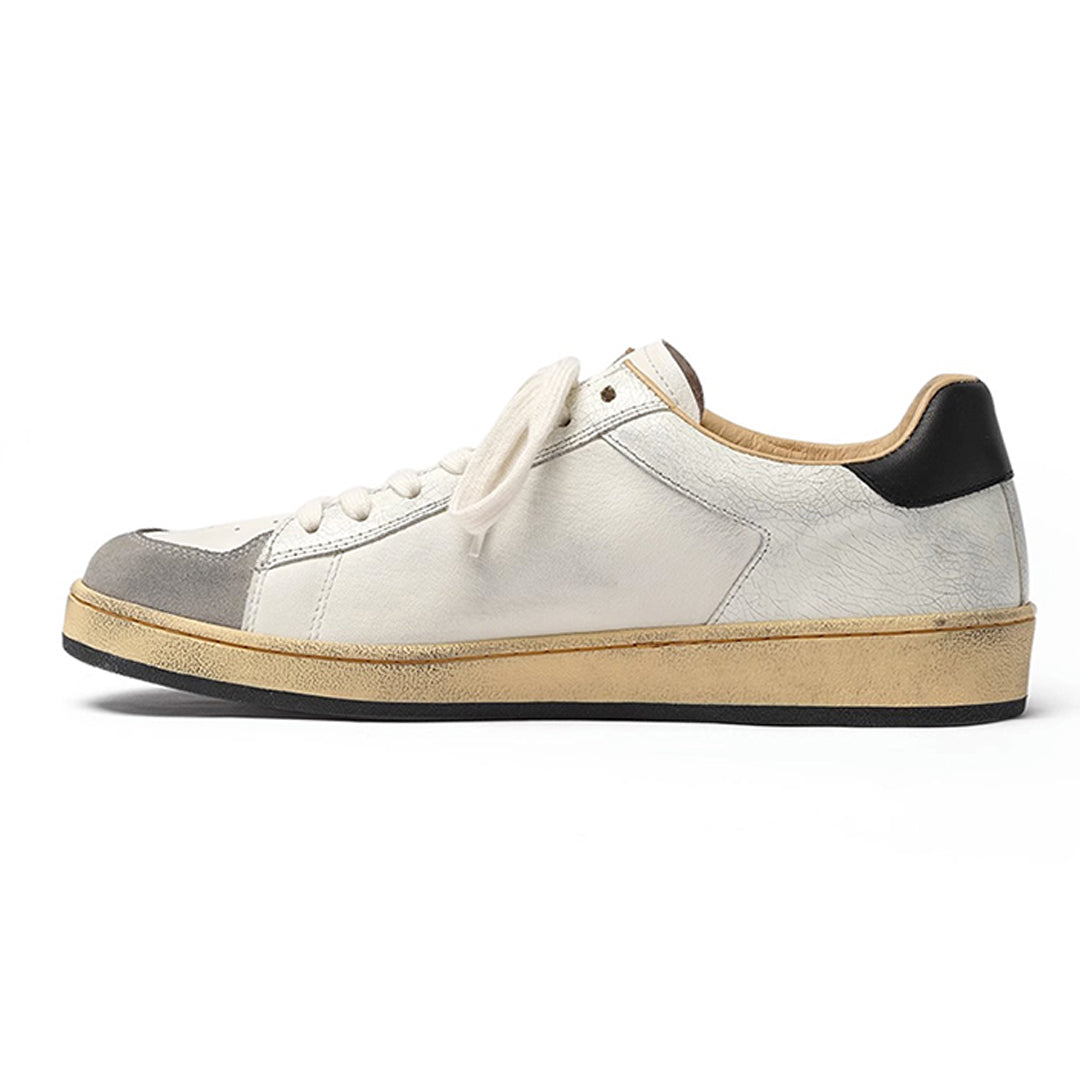 Distressed low-cut casual sneakers