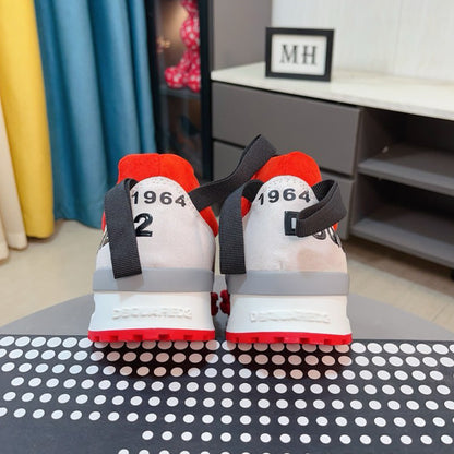Flache Schuhe mit großem Kopf 
