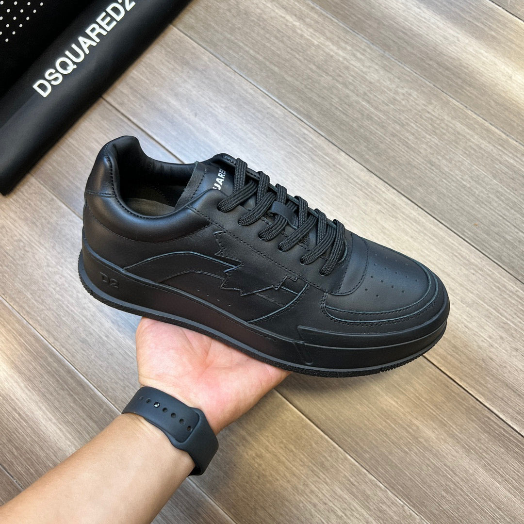 Flache Schuhe mit großem Kopf 