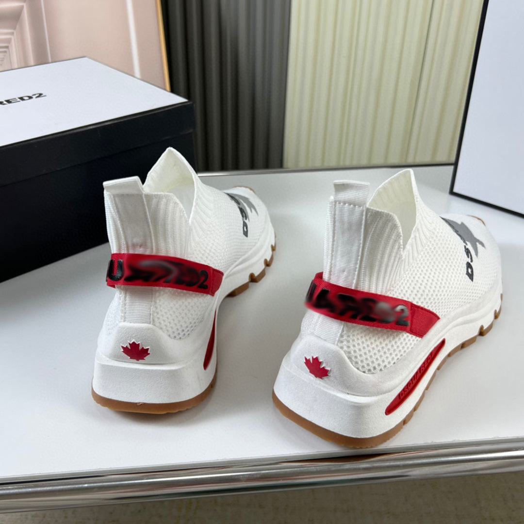 Flache Schuhe mit großem Kopf 