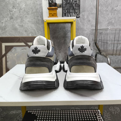 Flache Schuhe mit großem Kopf 