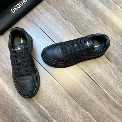 Flache Schuhe mit großem Kopf 